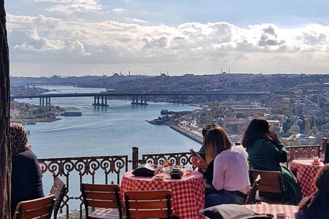Full Day Guided Tour in Istanbul (SL-9) - Balat: stone houses, short walks, and a light snack moment