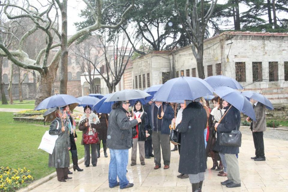 Full-Day Walking Tour of Istanbul's Old City - Meeting at Istanbul Voyage Travel and avoiding start-time problems