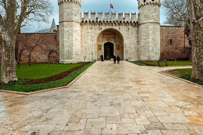 Getaway Turkey 5-Day Tour from Istanbul: Gallipoli and Troy - Day 1 in Istanbul: arrive, reset, then explore at your pace