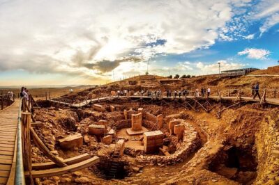 Gobeklitepe Tour From Istanbul - Göbeklitepe: the oldest temple story, seen up close