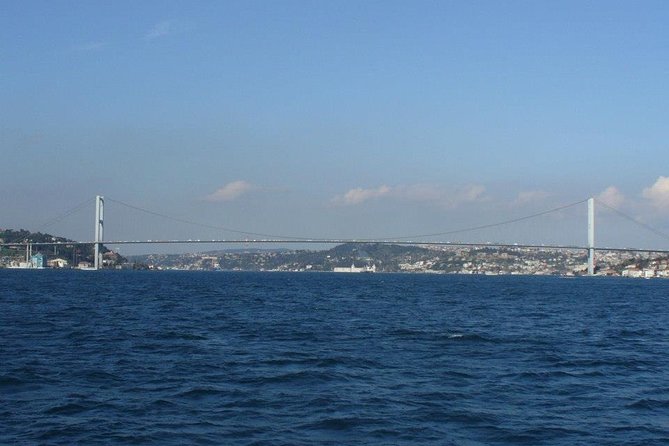 Golden Horn and Bosphorus Boat Tour in Istanbul - Getting to Turista Travel Agency and avoiding meeting-point confusion