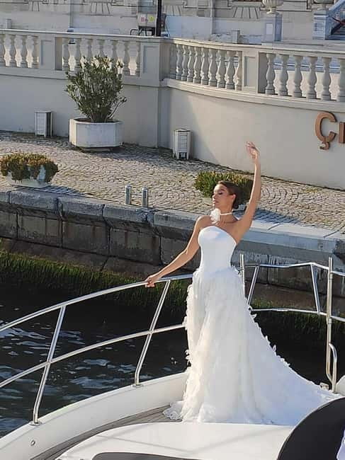 Golden Horn and Bosphorus Sunset Tour Stop at Anatolian Side - Quick hits before your Karaköy sunset cruise