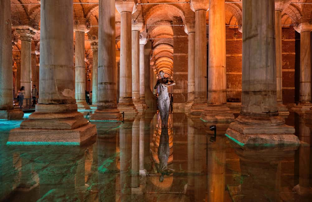 Hagia Sophia & Basilica Cistern Guided Tour Incl. Tickets - Hagia Sophia: how a church becomes a mosque