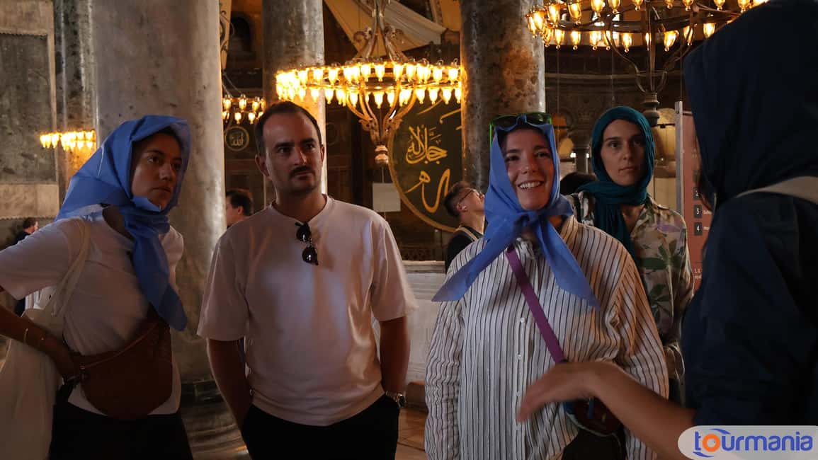 Hagia Sophia & Basilica Cistern Guided Tour Incl. Tickets - Where the tour ends: Sultanahmet Square back at Alman Çeşmesi