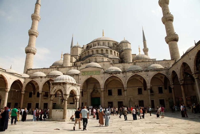 Hagia Sophia & Blue Mosque Half-day Guided, Small Group Tour - Hippodrome walk: German Fountain to the Column of Constantine