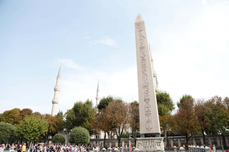 Hagia Sophia & Blue Mosque Half-day Guided, Small Group Tour - A quick local shop stop: how to use it without wasting time
