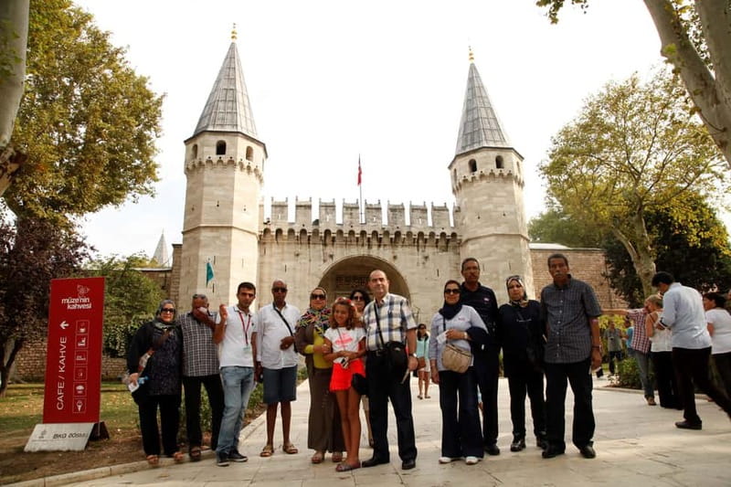 Hagia Sophia, Topkapı Palace, Blue Mosque Guided Small Group - A smart way to do the imperial classics in one day