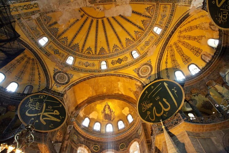 Hagia Sophia, Topkapı Palace, Blue Mosque Guided Small Group - Blue Mosque first: tiles, minarets, and what to look for
