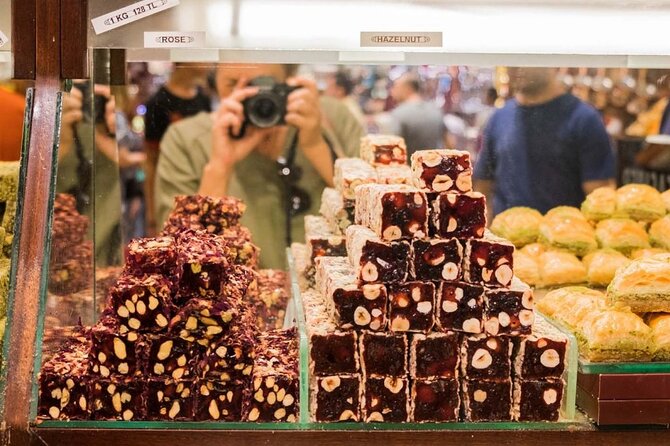 Half-Day Istanbul Private Food Tour & Culinary Experience - Kadıköy Market: where everyday ingredients turn into a tasting lesson
