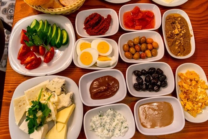 Half-Day Istanbul Private Food Tour & Culinary Experience - The Turkish coffee house finish: a local ritual to end on