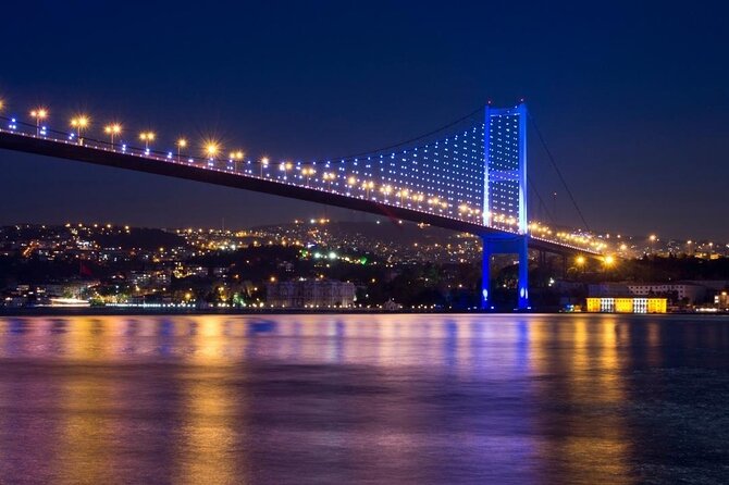 Half Day Sunset Luxury Yacht Dinner Cruise Tour in Istanbul - The dinner setup: private table, set menu, and vegetarian choices