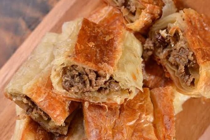 Hidden Treasure's Of İstanbul Half Day Walking Tour - Kadınlar Pazarı: Women’s market stories plus brunch and tea
