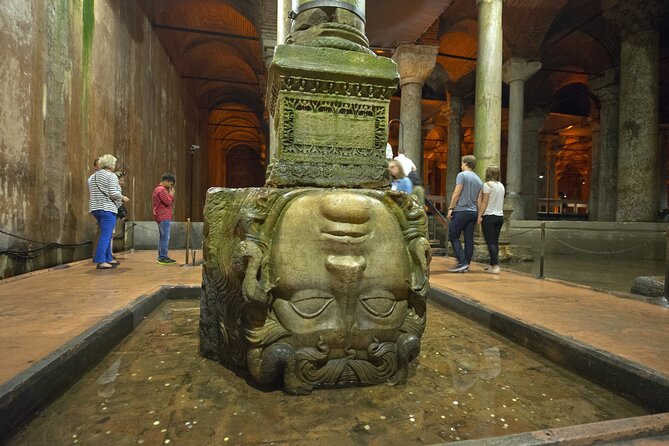 Istanbu City Walk: Topkapi Palace, Harem, & Basilica Guided Tour - Skip-the-line help and small-group pacing: the real value check