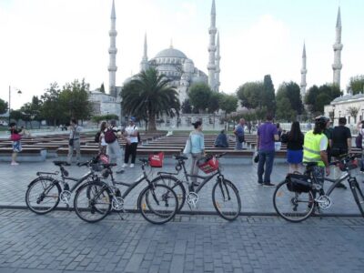Istanbul 3-Hour Old City Tour by Bicycle - Meeting Point Near Sirkeci Tram: Easy to Find, Easy to Start