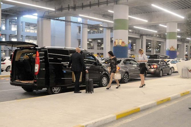 Istanbul Airport Transfer - One Way - Comfort and practicalities: what’s included, and what’s not