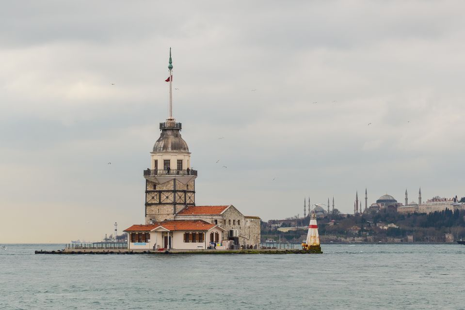 Istanbul: Asian Continent Highlights Walking Tour - Why the Asian side of Istanbul feels like a different Istanbul