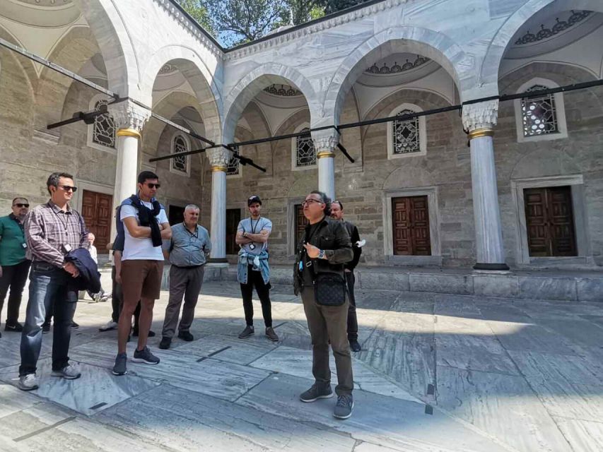 Istanbul: Asian Side Uskudar & Kadiköy Tour with Lunch - How the Public Transit Mix Helps You After the Tour