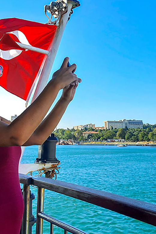 Istanbul: Asian Side Walking Tour with Ferry Ride - The Streets With Personality: Antiques, Trams, Umbrellas, and Side Alleys