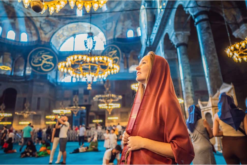 Istanbul: Blue Mosque and Hagia Sophia Tour w/Entry Tickets - Hagia Sophia Stop: Priority Tickets and Mosque-Church Architectural Clues