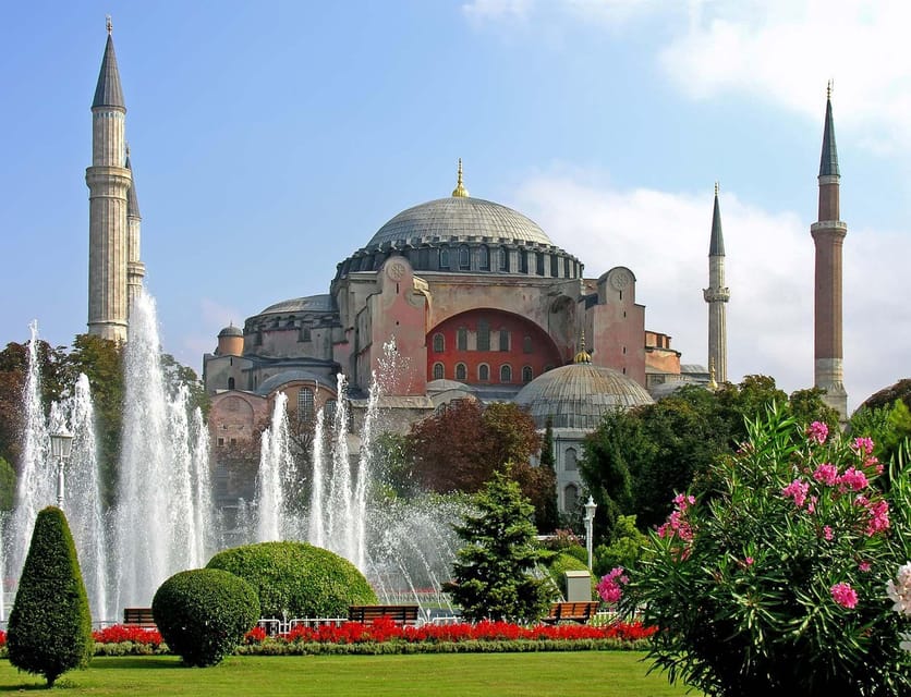 Istanbul: Blue Mosque, Hagia Sofia & Topkapi Palace Day Tour - Ottoman and Byzantine Istanbul, built into one 9-hour loop