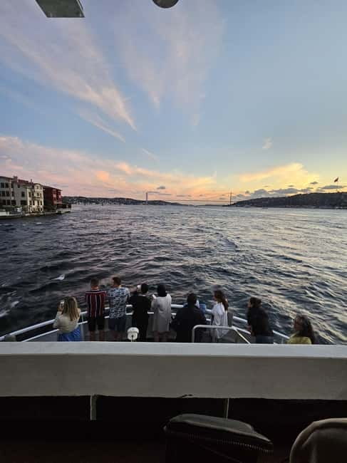Istanbul: Bosphorous Asian Side Boat Cruise Morning - Guide-led narration and the included drinks (plus what $7 buys you)