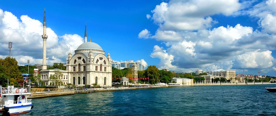 Istanbul: Bosphorus and Black Sea Cruise with Lunch - The bridges, fortresses, and palaces you see in one long stretch
