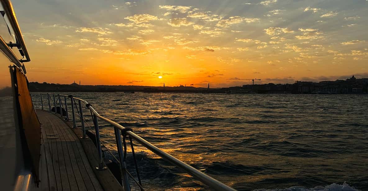 Istanbul: Bosphorus and Golden Horn Sunset Yacht Cruise - Meeting point at Kabataş, plus how you get there fast
