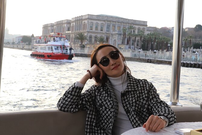 Istanbul Bosphorus Boat Tour and Golden Horn Cruise Day or Sunset - What the route is really about: bridges, waterfront palaces, and classic views