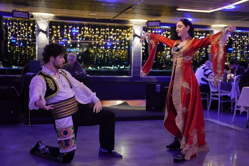 Istanbul: Bosphorus Cruise Dinner, Show & Alcoholic Drinks - Bosphorus Night Views: The real reason to choose this cruise