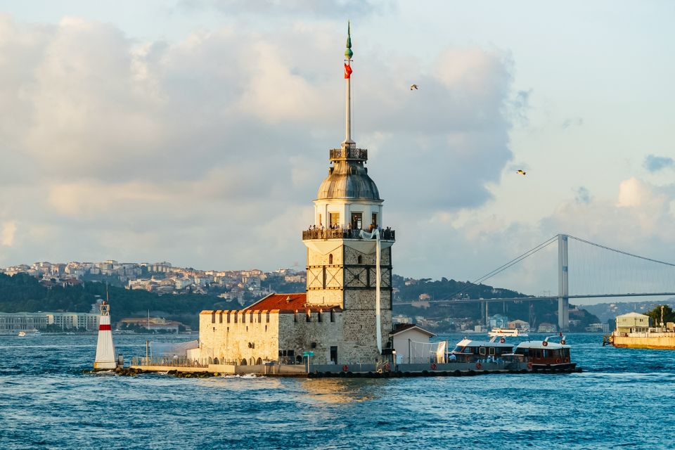 Istanbul: Bosphorus Cruise w/Audio Guide and Sunset Option - Should you book this Bosphorus cruise with audio guide?