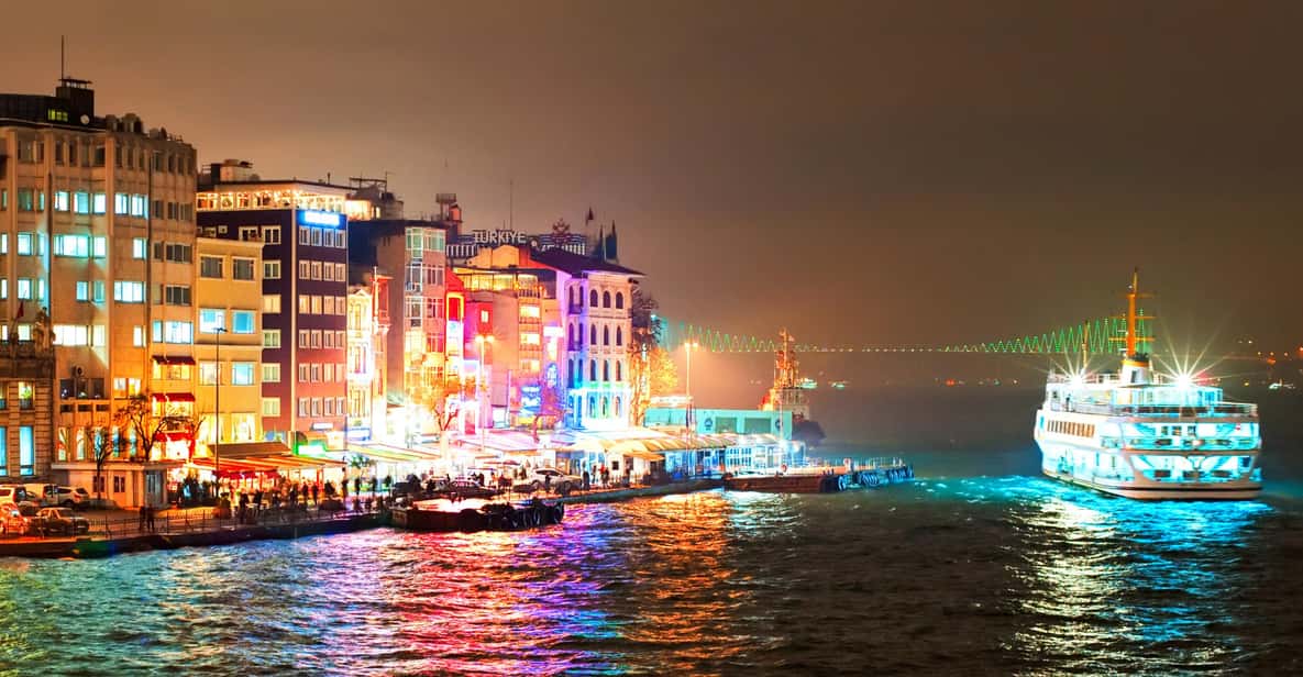 Istanbul: Bosphorus Dinner Cruise Incl. Drinks with Transfer - Dinner on a yacht: 3 courses, fish or meat, and unlimited local drinks