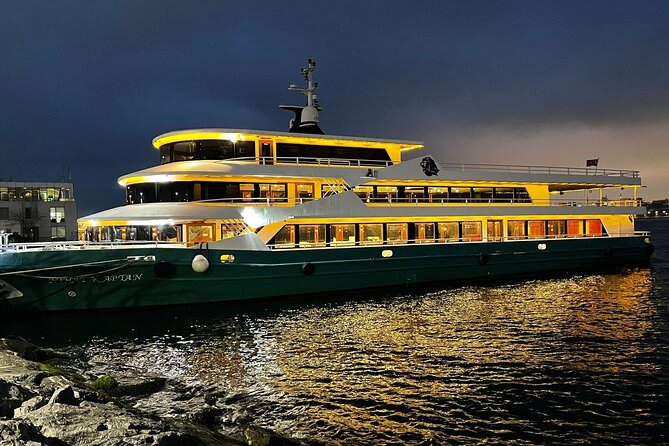 Istanbul Bosphorus Dinner Cruise Turkish Night Show All inclusive - Rumelihisarı (Boğazkesen Castle): The Fortress-Feel on the European Shore