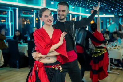 Istanbul Bosphorus Dinner Cruise: Turkish Night Show Experience - Timing, pickup, and the 8:30 pm rhythm