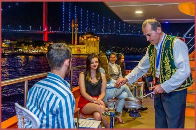 Istanbul: Bosphorus Night Dinner Cruise with Private Table - The Private-Table Dinner: Menu Choices and What the Experience Feels Like