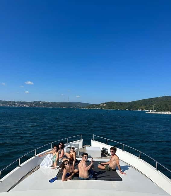 Istanbul: Bosphorus Private Guided Yacht Cruise with Snacks - Should You Book This Bosphorus Yacht Cruise?