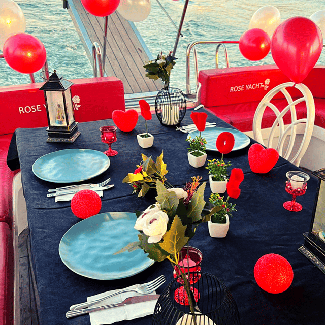 İstanbul: Bosphorus Private Yacht Cruise with Tea and Coffee - What You’ll See: Ortaköy Mosque to Dolmabahçe From the Water