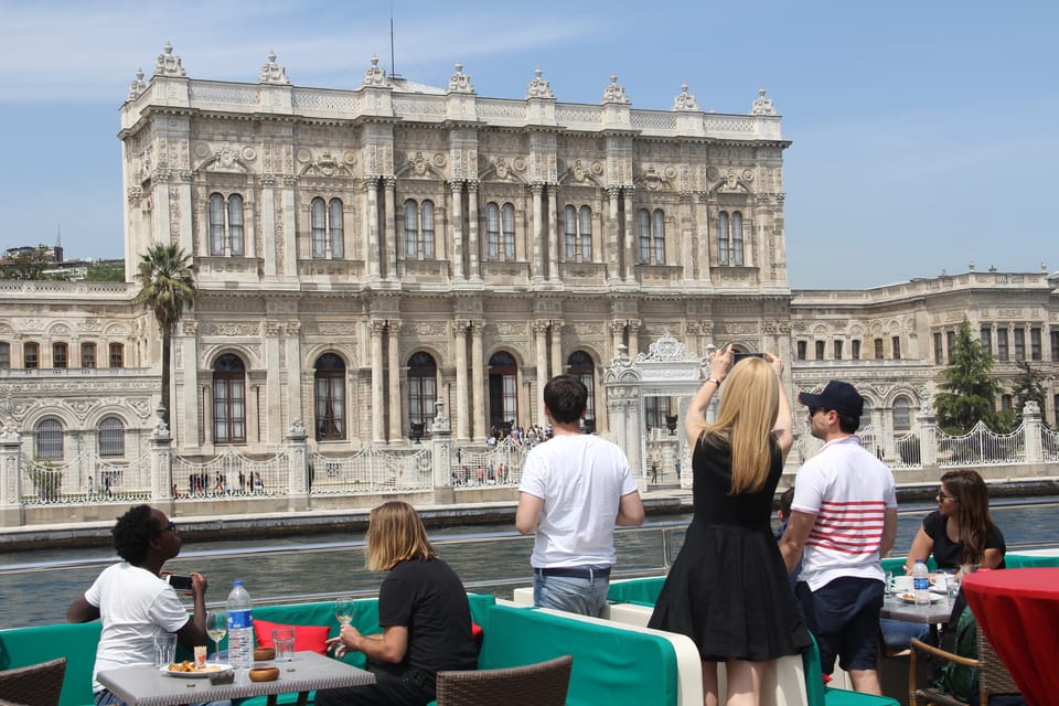 Istanbul: Bosphorus Strait and Black Sea Lunch Cruise - A 5-hour cruise that turns sightseeing into relaxation
