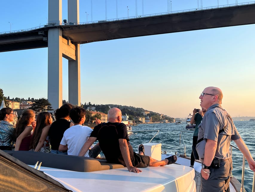 Istanbul: Bosphorus Sunset Cruise on a Luxury Yacht - Bebek, Rumeli Fortress, and Fatih Sultan Mehmet Bridge
