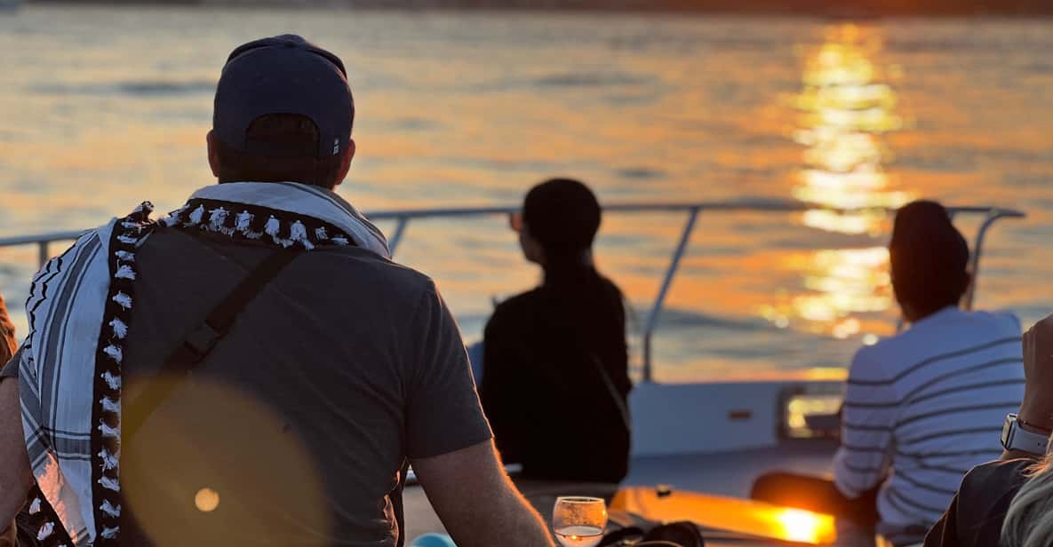Istanbul: Bosphorus Sunset Cruise on a Luxury Yacht - Food, drinks, and comfort on a 2-hour cruise