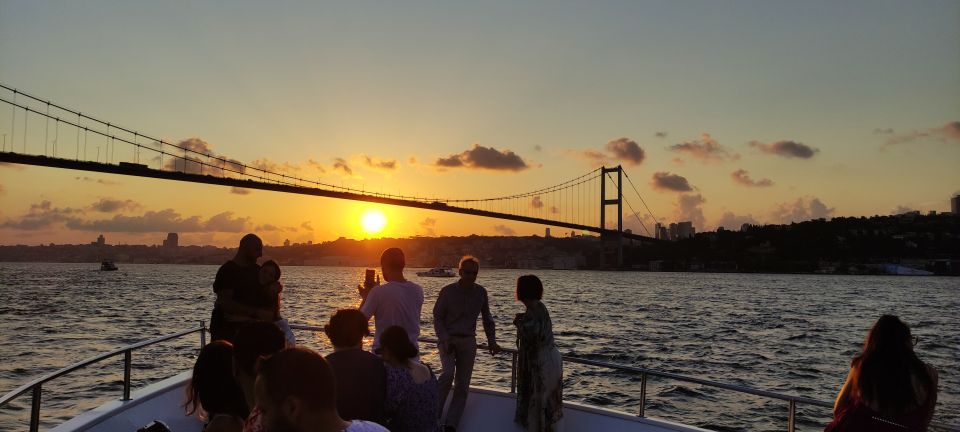 Istanbul: Bosphorus Sunset Cruise with Snacks and Wine - Maiden’s Tower and the Asian-shore sweep