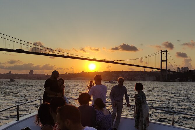 Istanbul Bosphorus Sunset Cruise with Wine on a Luxury Yacht - Why a Bosphorus sunset cruise feels like a cheat code