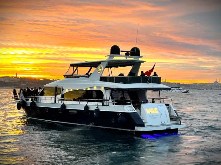 Istanbul: Bosphorus Sunset Yacht Cruise with Live Guide - From Dolmabahçe Palace to Ortaköy: the classic Istanbul waterfront in order