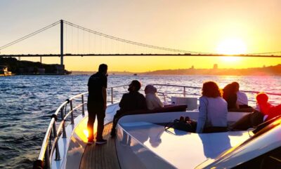Istanbul: Bosphorus Sunset Yacht Cruise with Live Guide - The 2.5-hour Bosphorus sunset ride: what the timing really does for you