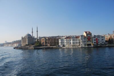 Istanbul Bosphorus Tour With Whirling Dervish Show - Your boat setup: inside commentary, then top-deck angles