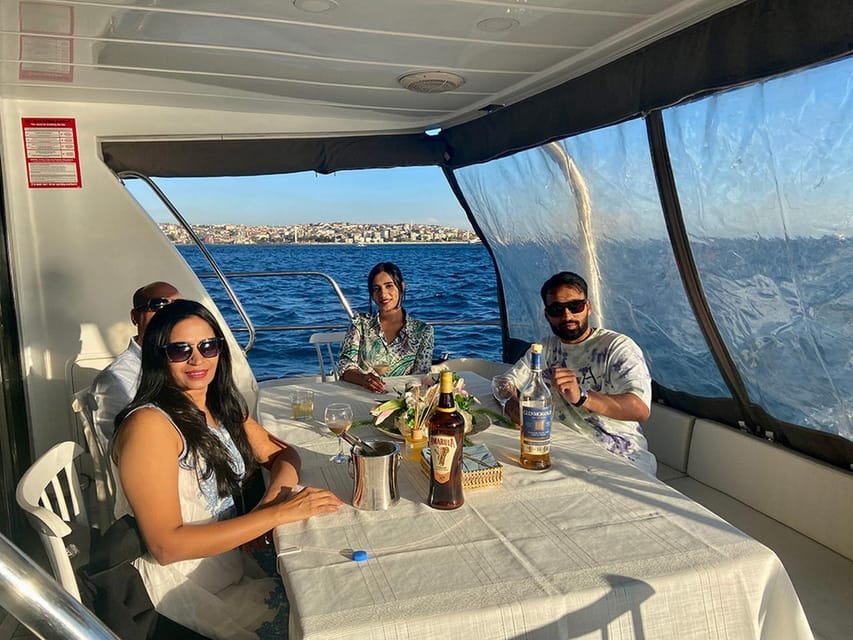Istanbul: Bosphorus Yacht Cruise at Sunset with Snacks - Snacking on a Yacht: More Than a Token Bite