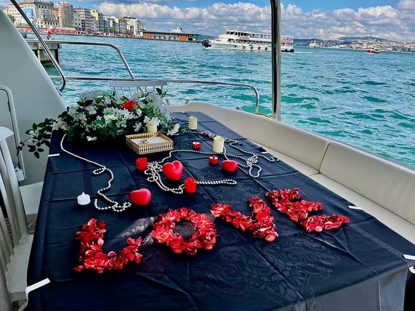 Istanbul: Bosphorus Yacht Cruise at Sunset with Snacks - Where You’ll Start (and Why Early Arrival Helps)