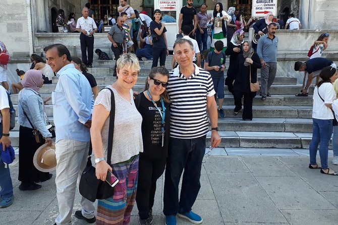 Istanbul City Tour - Hagia Sophia Grand Mosque: the building that changed roles