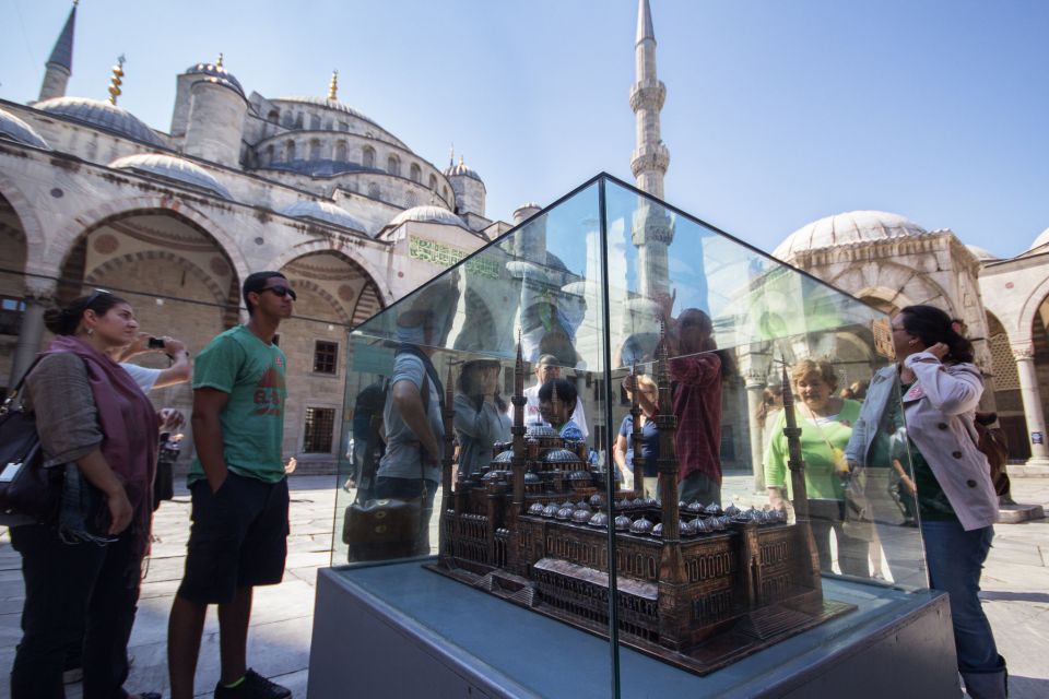 Istanbul Classics Tour - Grand Covered Bazaar Time: Shopping With a Guide’s Map