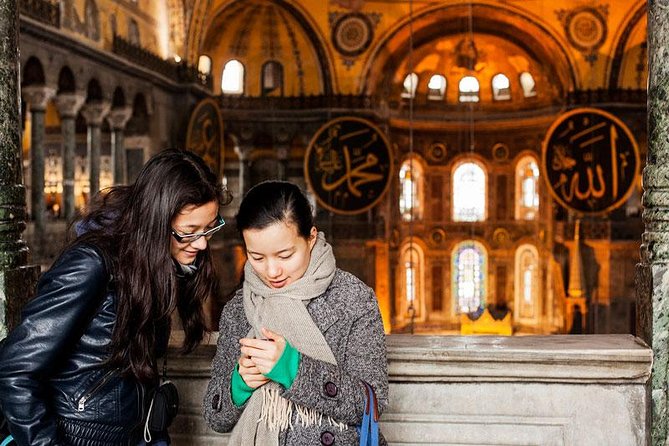 Istanbul Combo: Classic City Tour and Bosphorus Cruise - Sultanahmet District to Hippodrome: getting your bearings fast