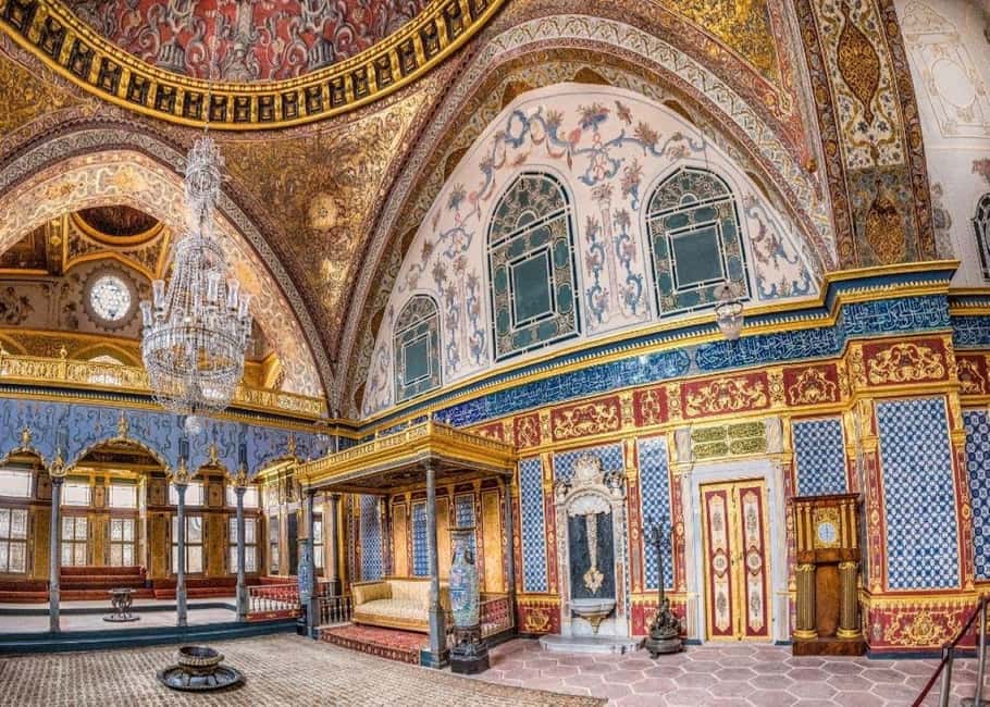 Istanbul Combo: Topkapi Palace & Basilica Cistern - Audio Guides vs. a Live Guide: How to Use This Mix